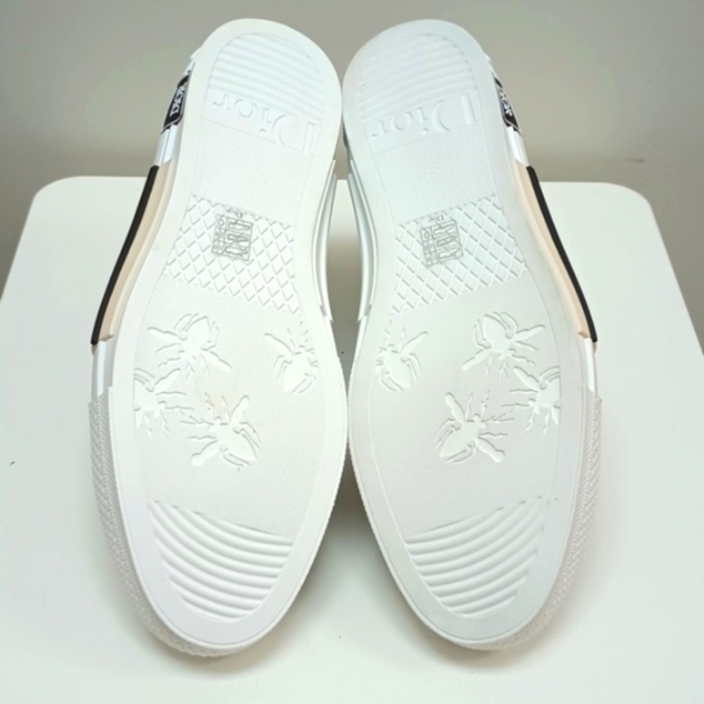Dior Oblique High-Top Sneaker B23 - Picture 8 of 12